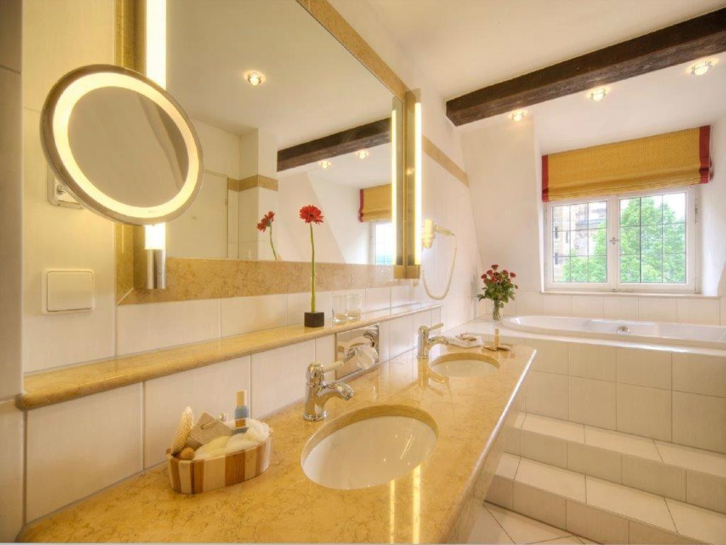 Trip Inn Hotel Der Adelshof Schwäbisch Hall Dış mekan fotoğraf