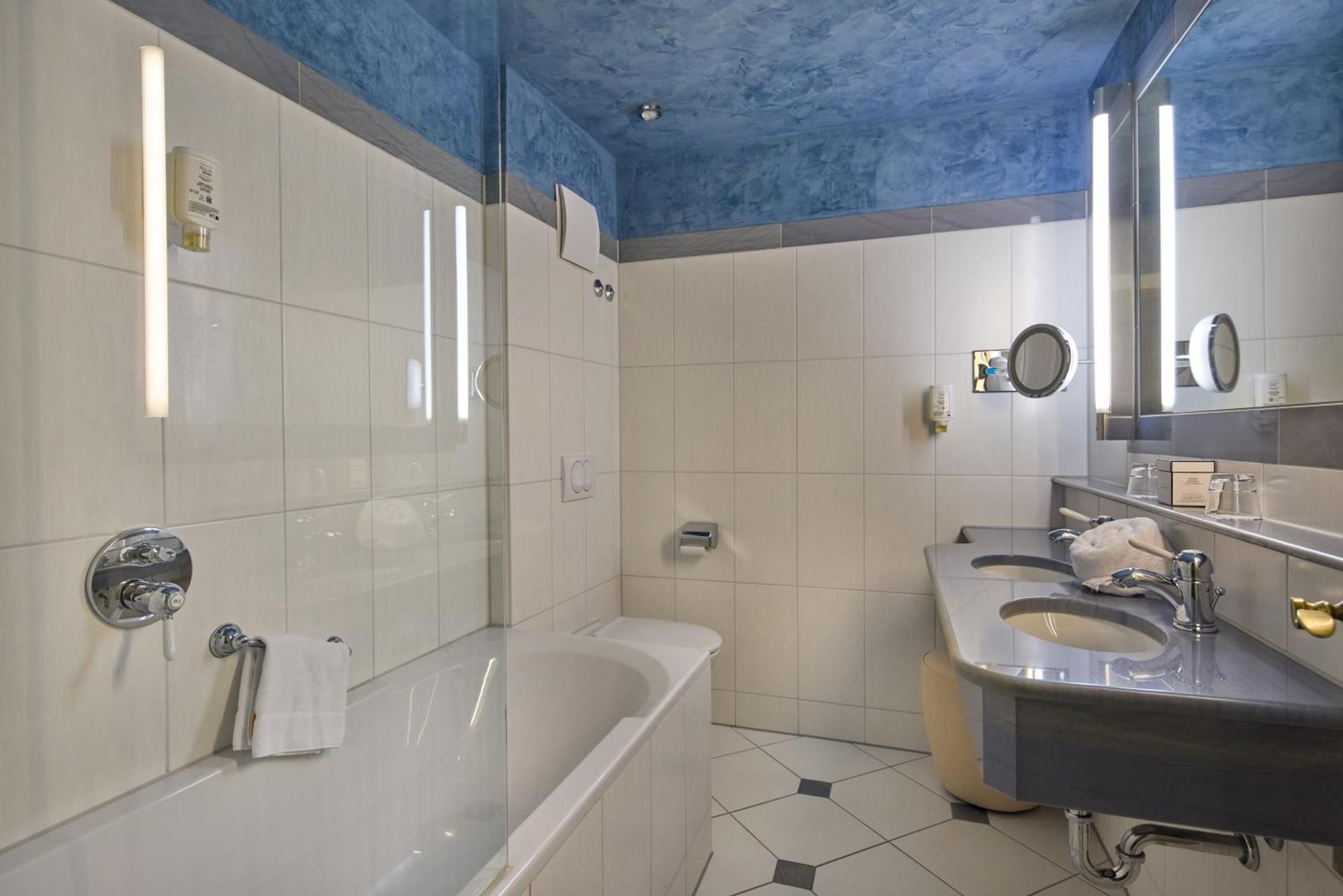 Trip Inn Hotel Der Adelshof Schwäbisch Hall Dış mekan fotoğraf